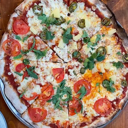 Vagabond Vieiras Beds & Communal Dinner Included Le-210 Hostel *