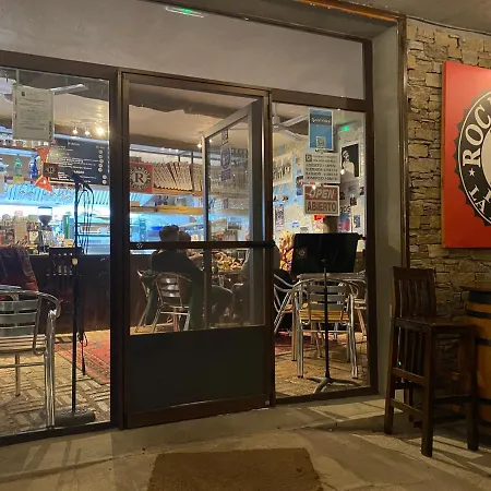 Vagabond Vieiras Beds & Communal Dinner Included Le-210 La Portela de Valcarce