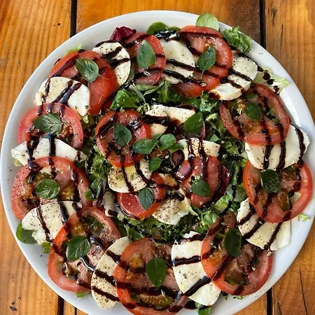 Vagabond Vieiras Beds & Communal Dinner Included Le-210 La Portela de Valcarce