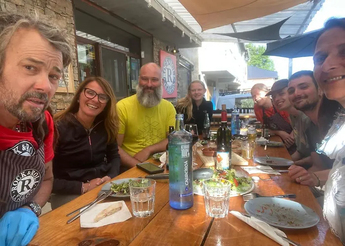 Vagabond Vieiras Beds & Communal Dinner Included Le-210 La Portela de Valcarce