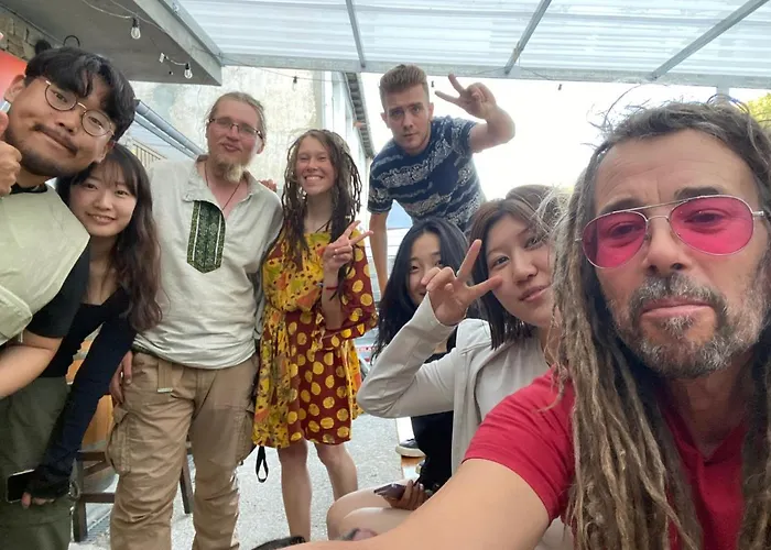 Vagabond Vieiras Beds & Communal Dinner Included Le-210