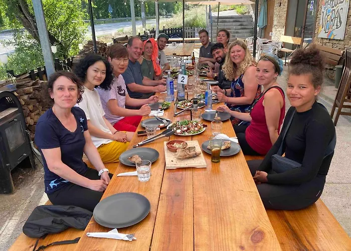 Vagabond Vieiras Beds & Communal Dinner Included Le-210 *