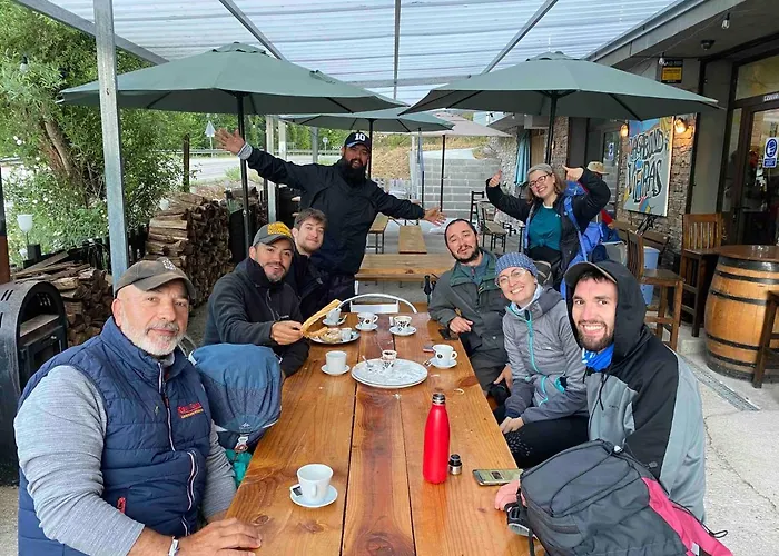 Хостел Vagabond Vieiras Beds & Communal Dinner Included Le-210