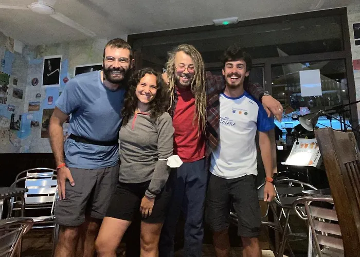 Vagabond Vieiras Beds & Communal Dinner Included Le-210